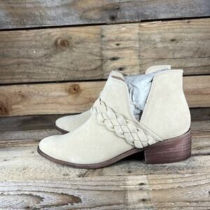 Kaanas Ra Western Bootie - Tan Suede Leather - 7 - New without box